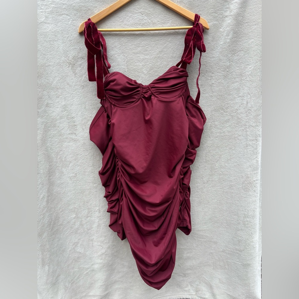 Large Mistress Rocks House of CB Dress